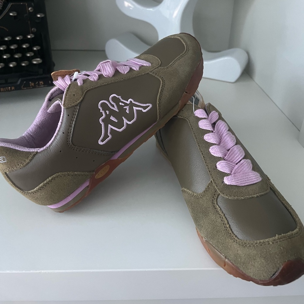 Vintage Y2K 2000’S KAPPA Olive Green Sneakers Women’s Size 7 BRAND NEW